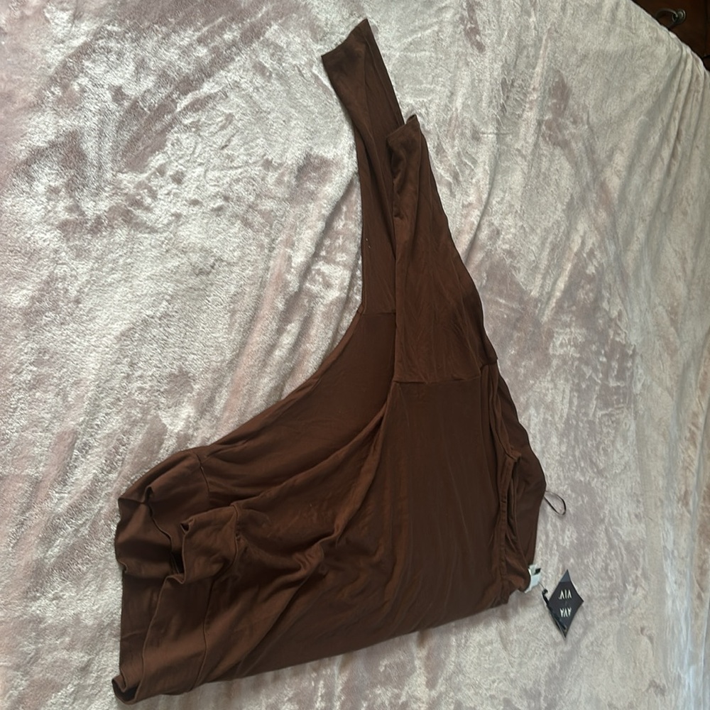 Ava & Viv Brown 3/4 Sleeve one shoulder down - Picture 2 of 8